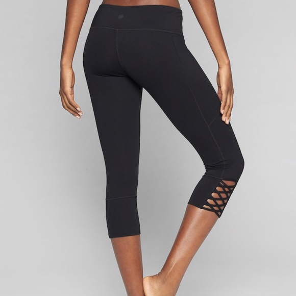 Active Capri Lattice Leggings Leg M | sdr.com.ec